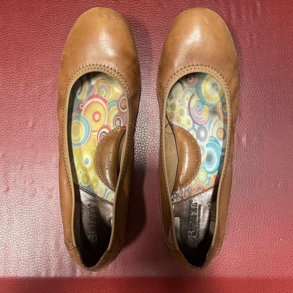 Born Women's Brown Leather Flats